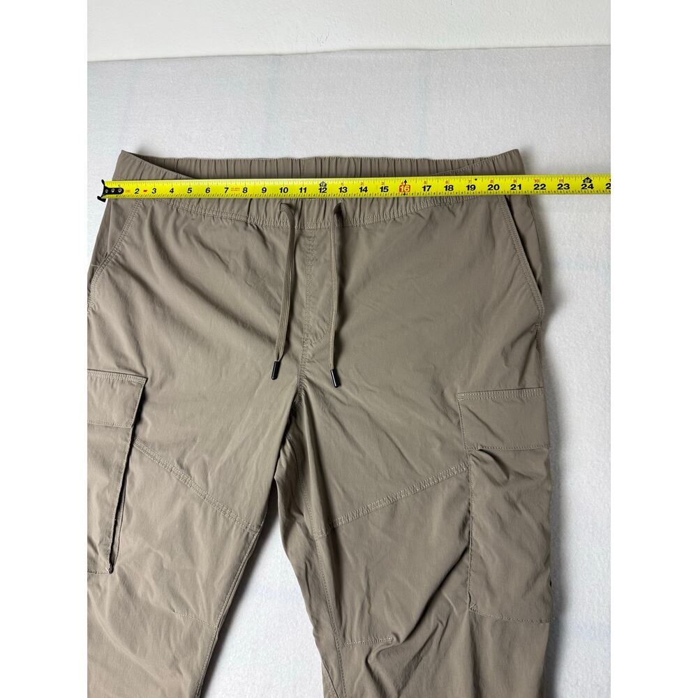 H&M Men jogger pants size 2xl pre owned like new condition. - Picture 6 of 9